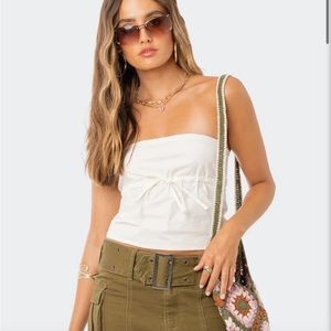 EDIKTED Reva Strapless Top